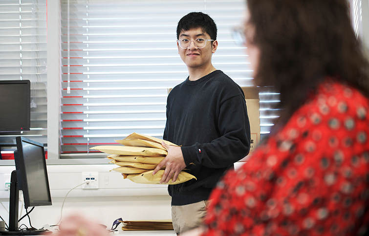 image of delivery staff